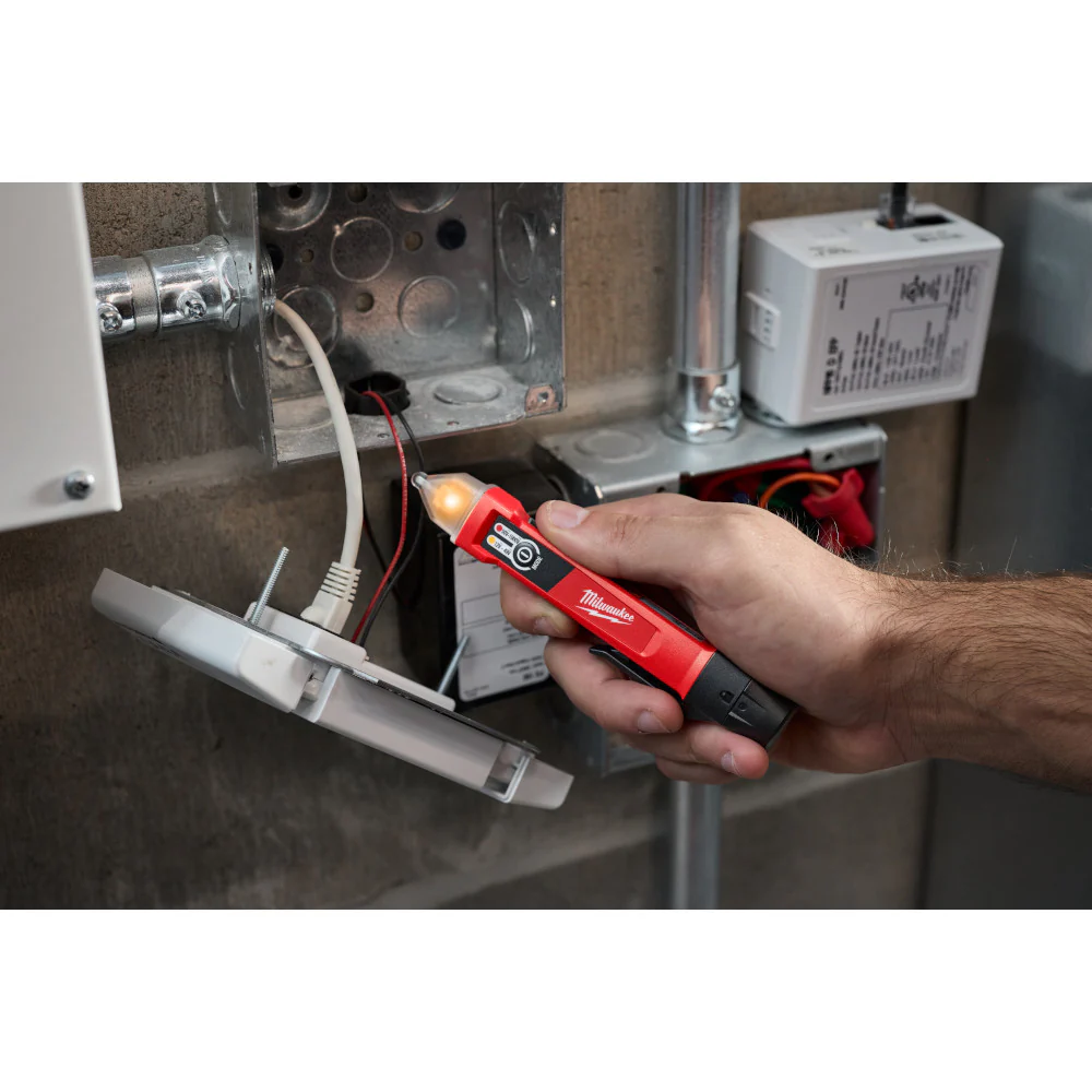 Milwaukee 3208-20, Dual Range Voltage Detector - Image 10
