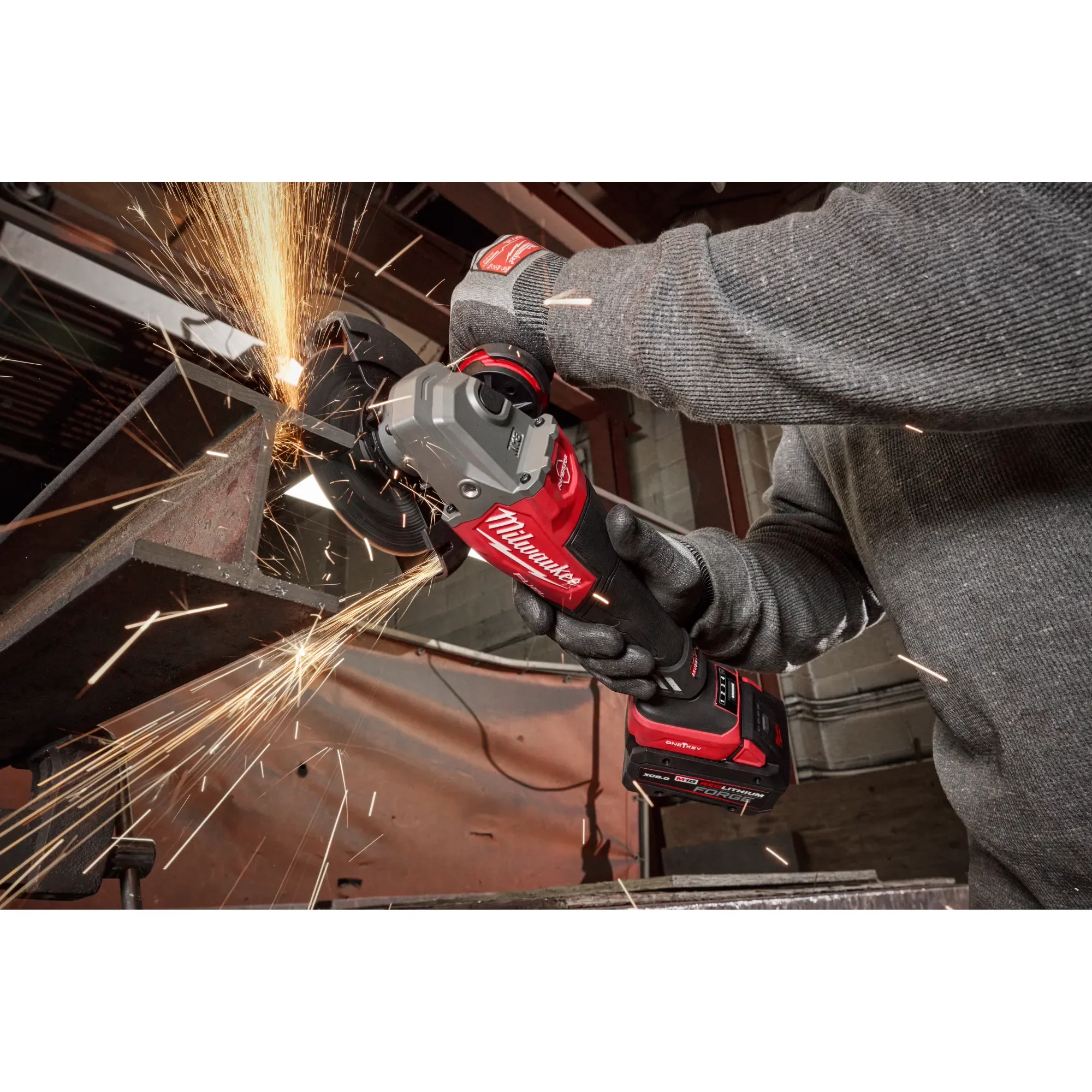 Milwaukee 3672-20, M18 FUEL™ 4-1/2"-6" Variable Speed Braking Grinder, Paddle Switch w/ ONE-KEY™ - Image 6