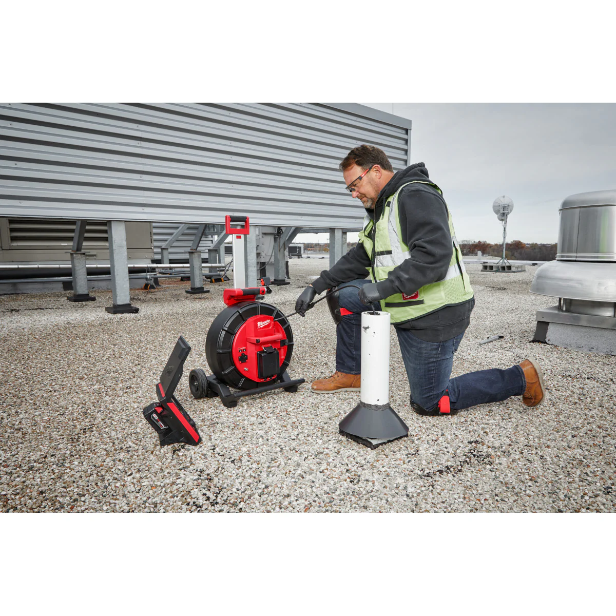 Milwaukee 3975-22, M18™ 200’ Mid-Stiff Modular Pipeline Inspection System - Image 8