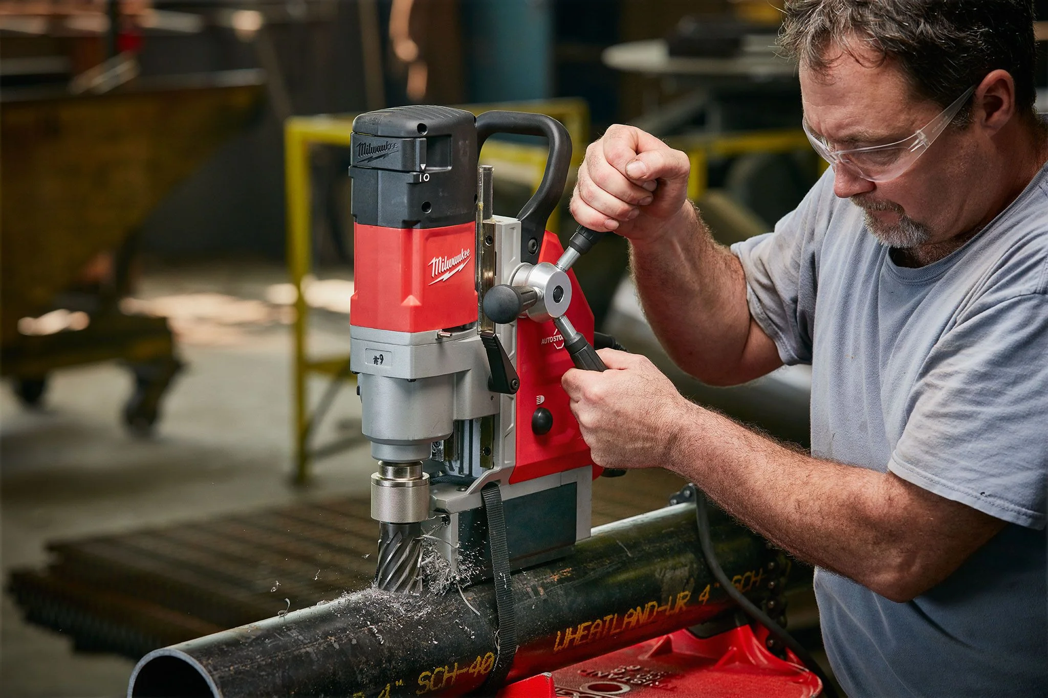 Milwaukee 4274-21, 1-5/8" Magnetic Drill Kit - Image 5