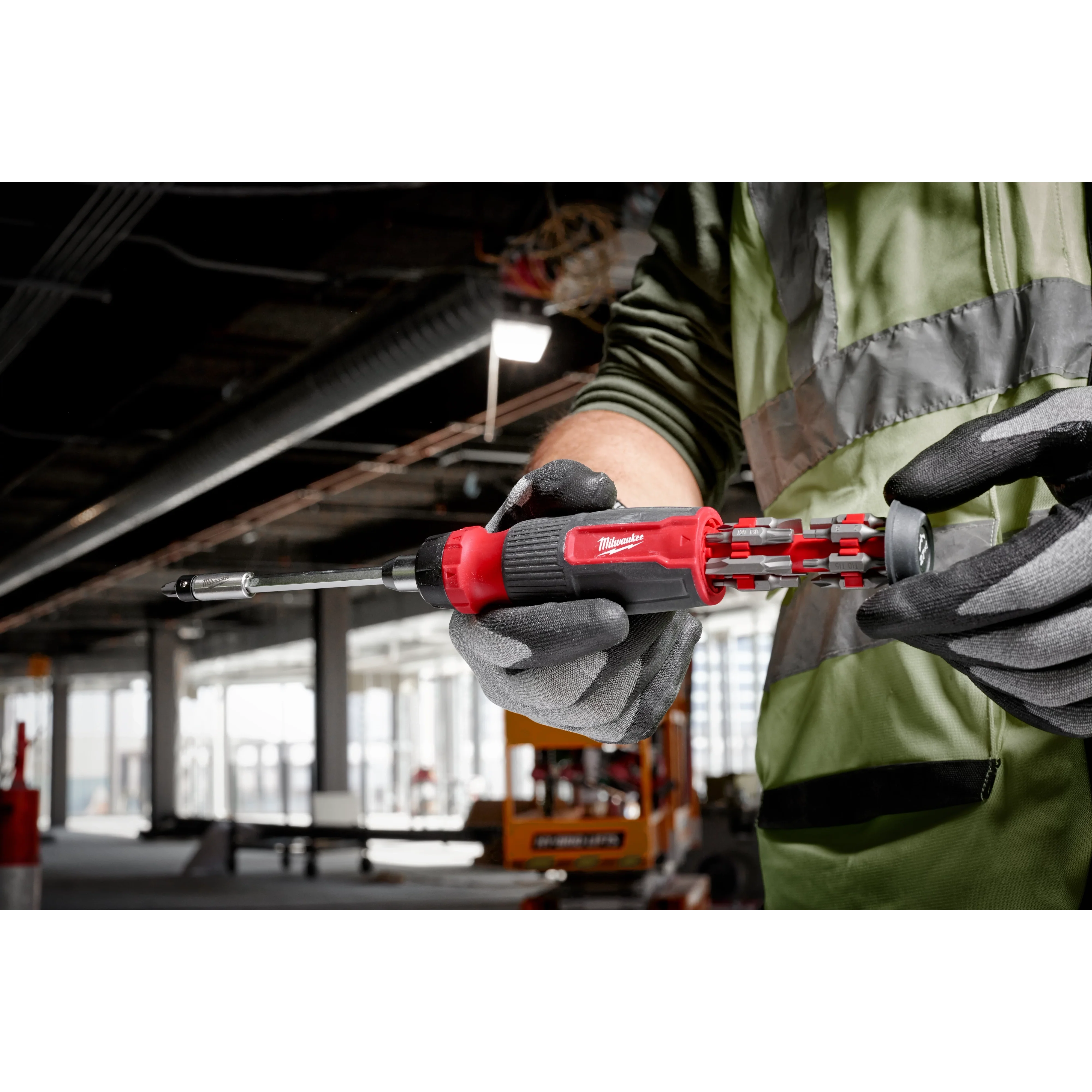 Milwaukee 48-22-2904, 27-in-1 Ratcheting Multi-Bit Screwdriver - Image 3