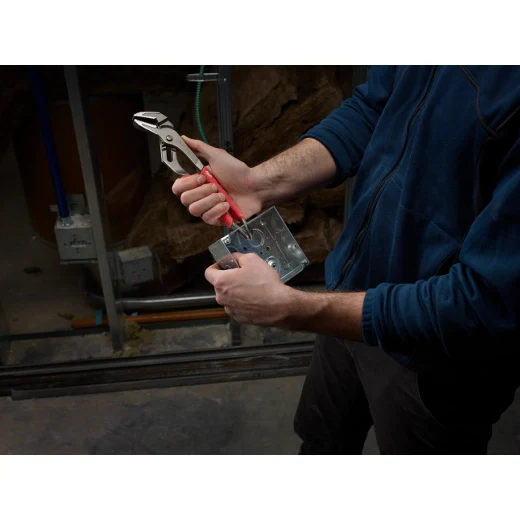 Milwaukee 48-22-6320, 20" Straight Jaw Pliers - Image 3