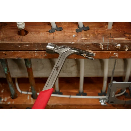 Milwaukee 48-22-9029, 28oz Milled Face Framing Hammer - Image 4