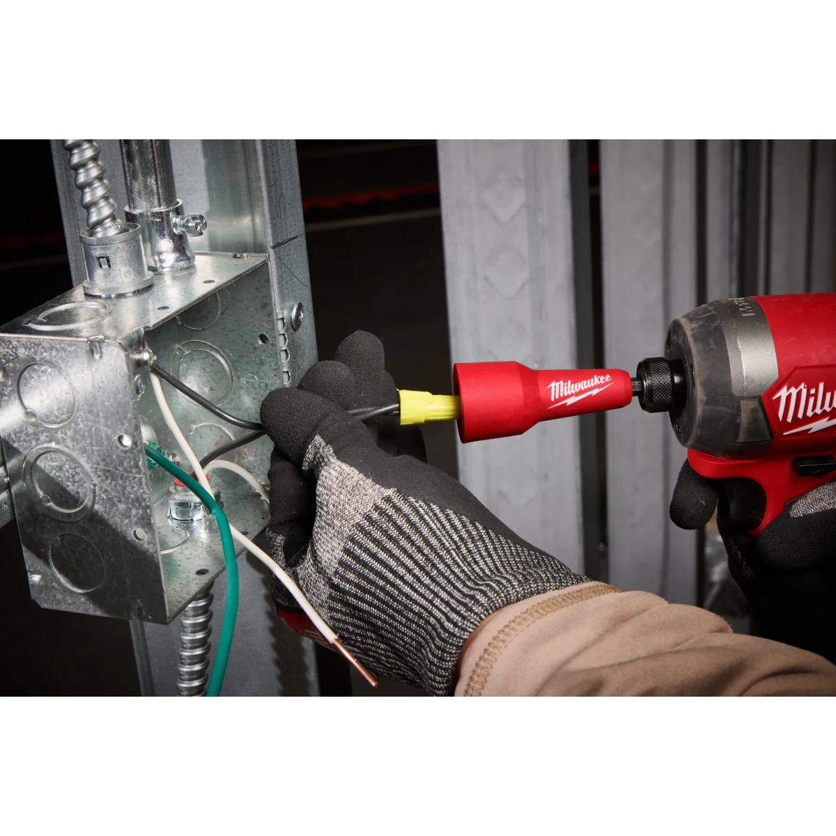 Milwaukee 48-32-6400, Wire Nut Twister - Image 3