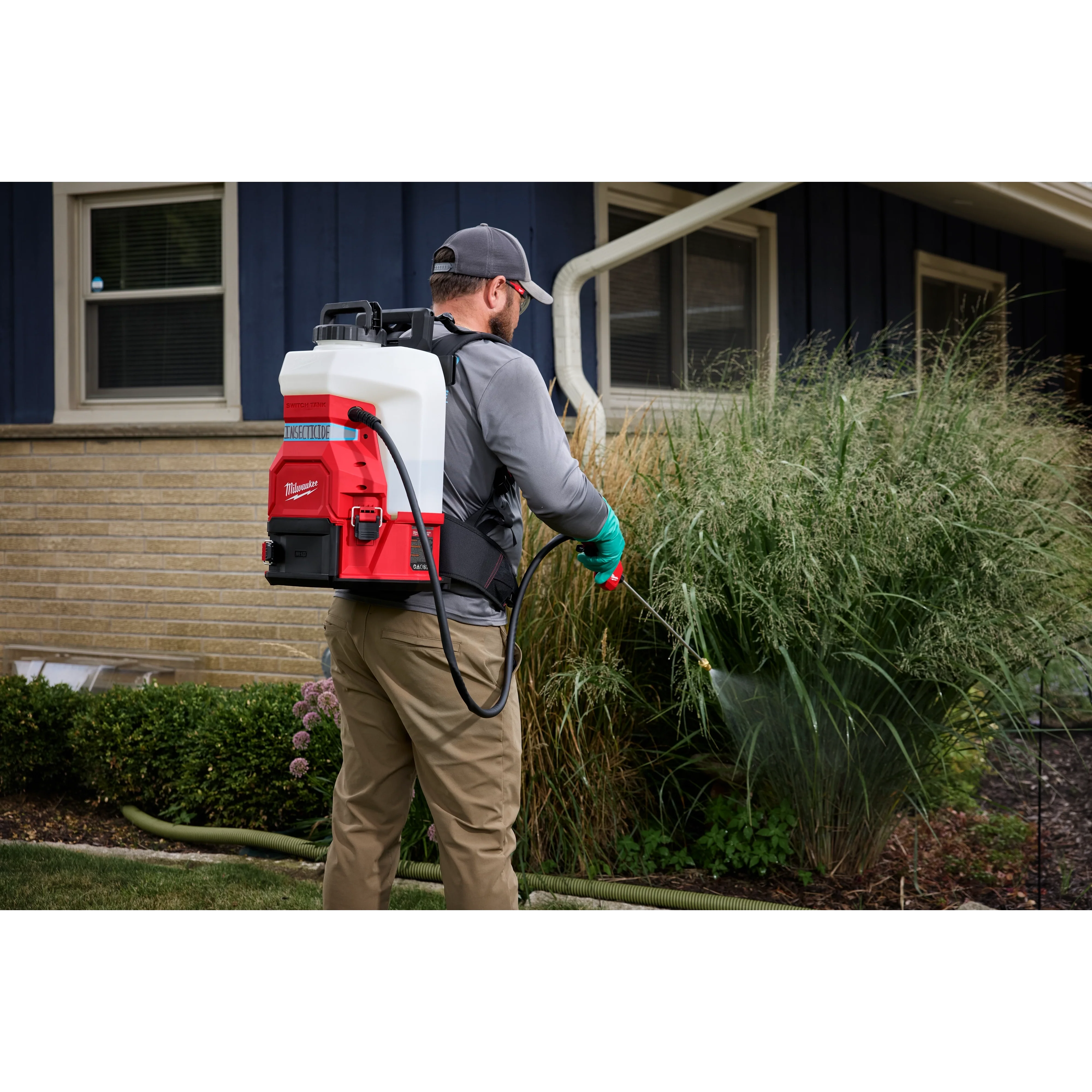 Milwaukee 49-16-19PS, 4-Gallon Sprayer Tank Assembly w/ SWITCH-TANK™ - Image 4