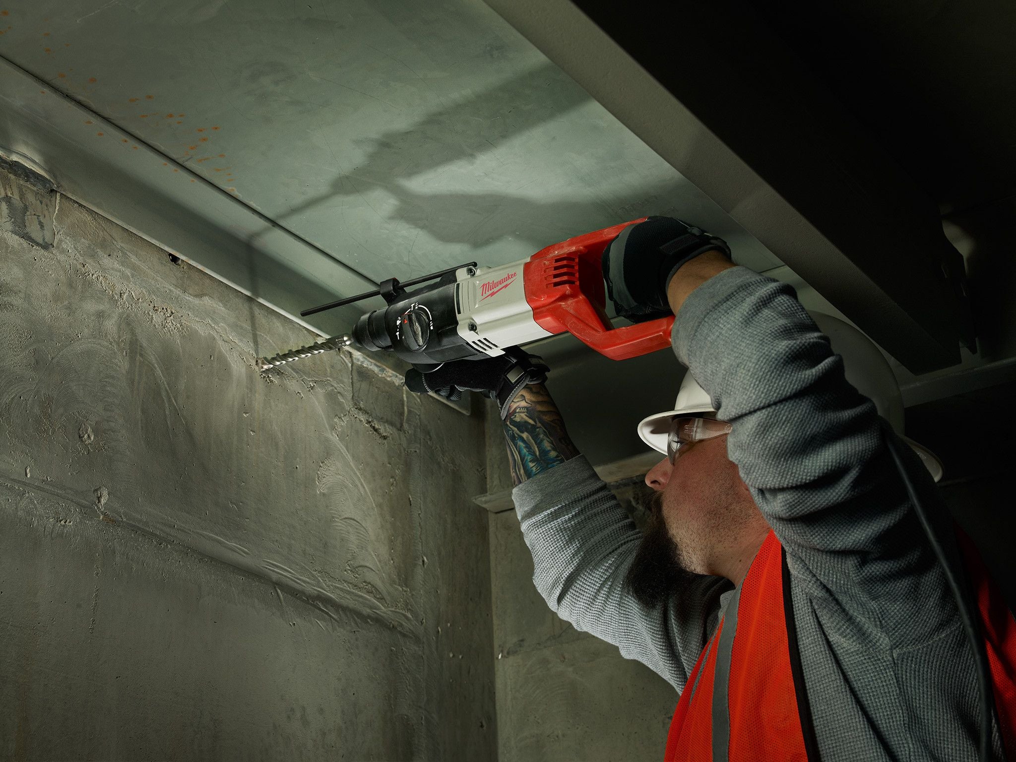 Milwaukee 5262-21, Milwaukee 1" Sds Plus D-Handle Rotary Hammer Kit - Image 4