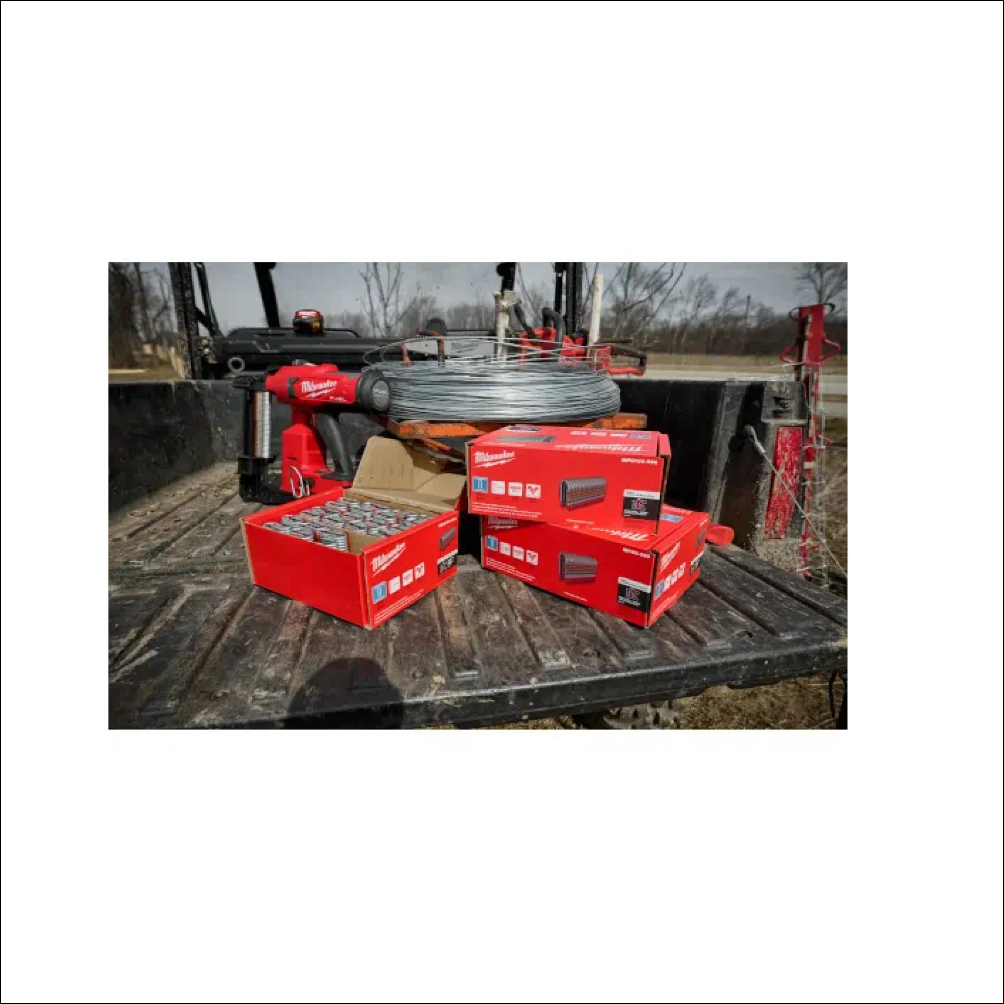 Milwaukee MPU2-960, 2 INCH 9 GAUGE GALVANIZED STAPLES - Image 3