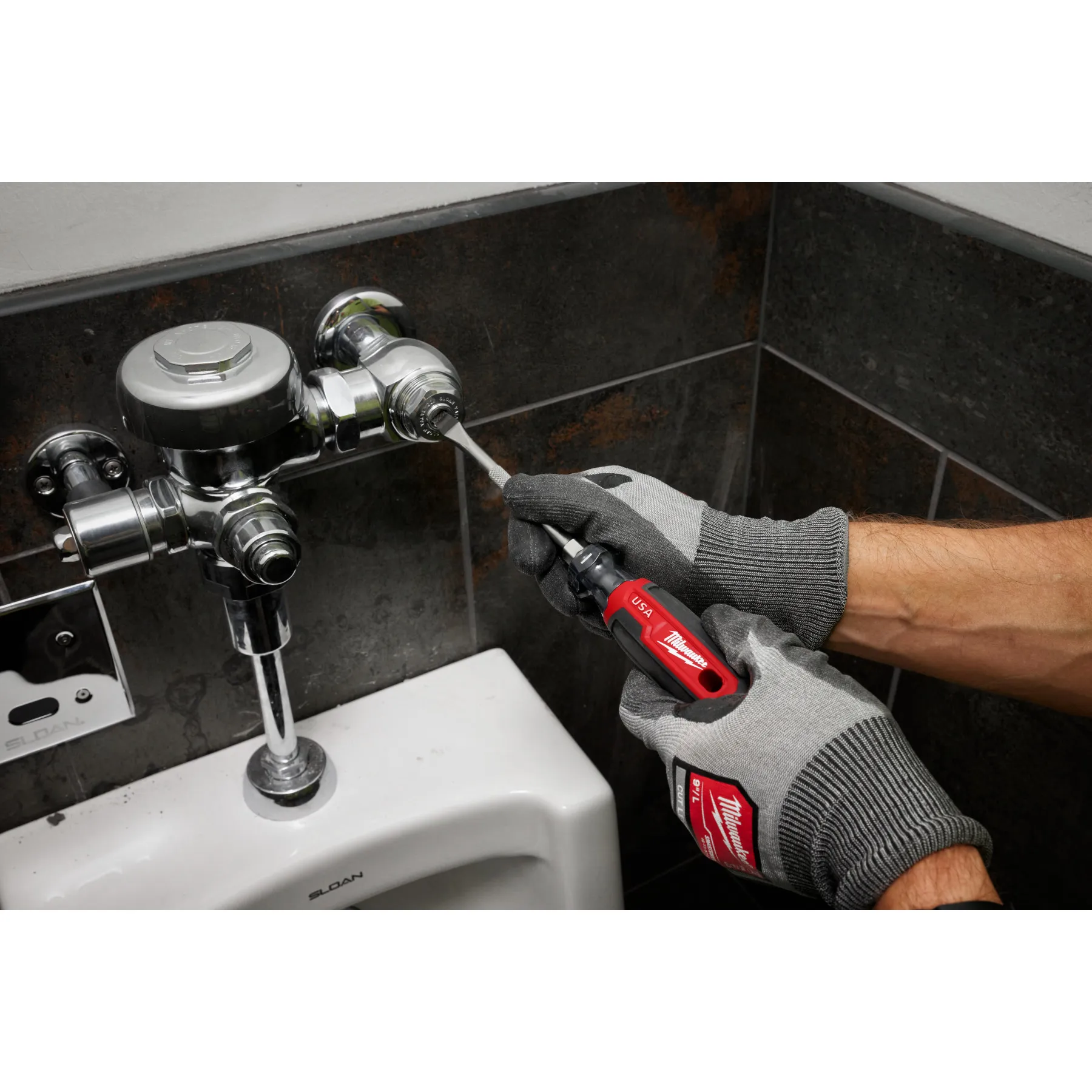 Milwaukee MT206, 1/4" Slotted 4" Cushion Grip Screwdriver (USA) - Image 6