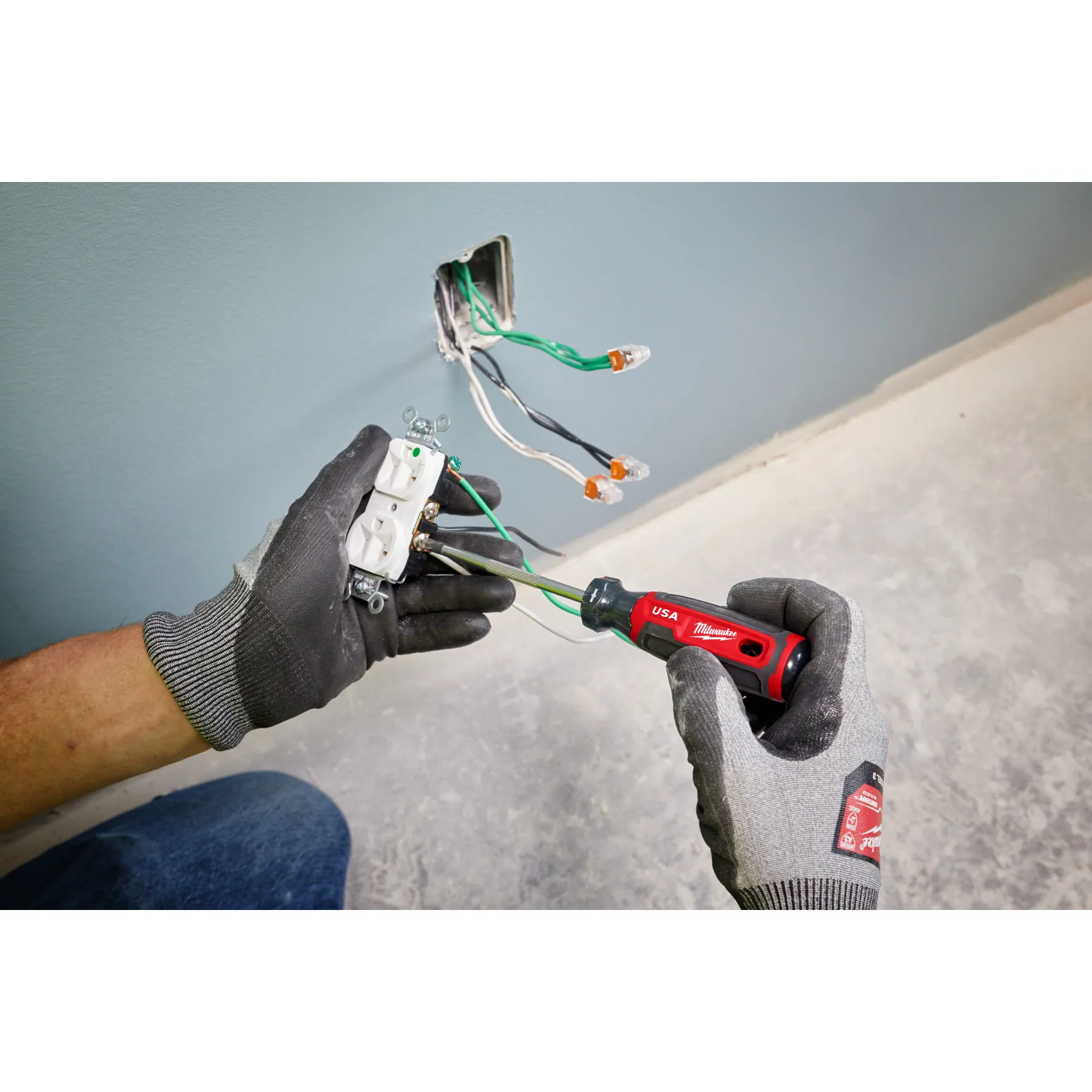 Milwaukee MT215, #1 ECX 4" Cushion Grip Screwdriver (USA) - Image 5