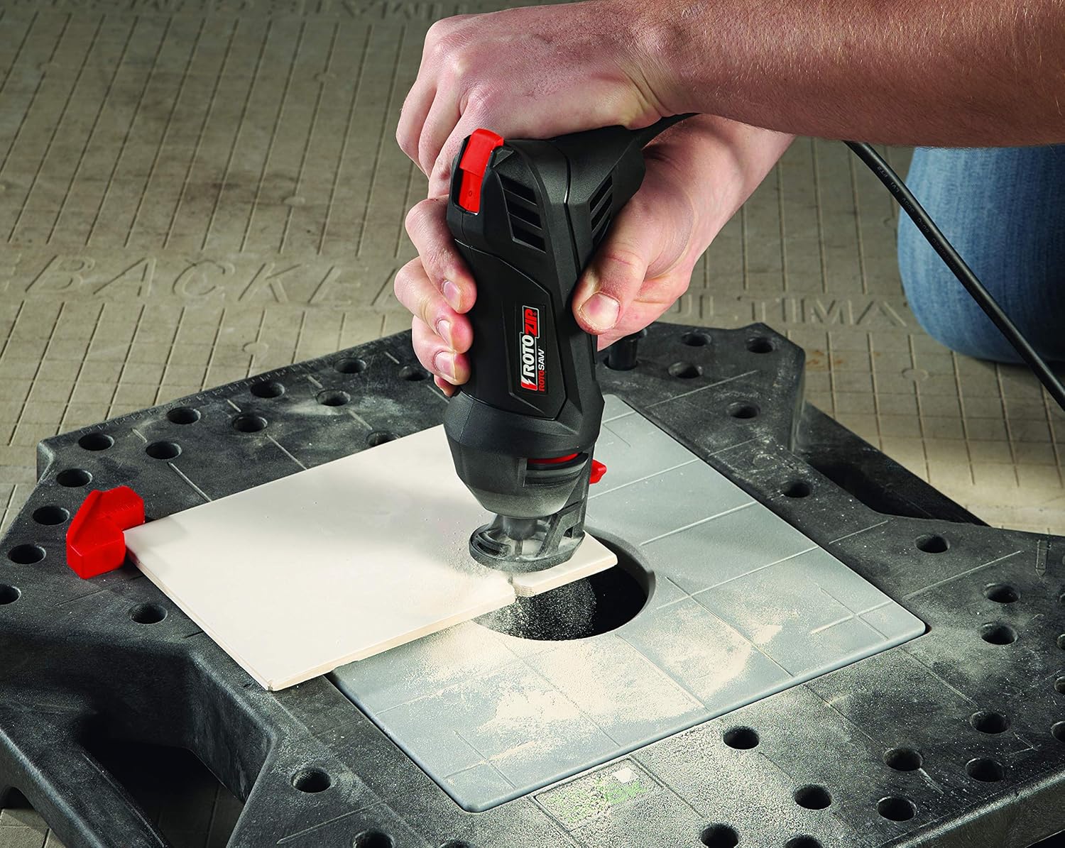 RotoZip SS355-10CAN, RotoSaw 5.5 Amp Corded Spiral Cut-Out Tool - Image 7