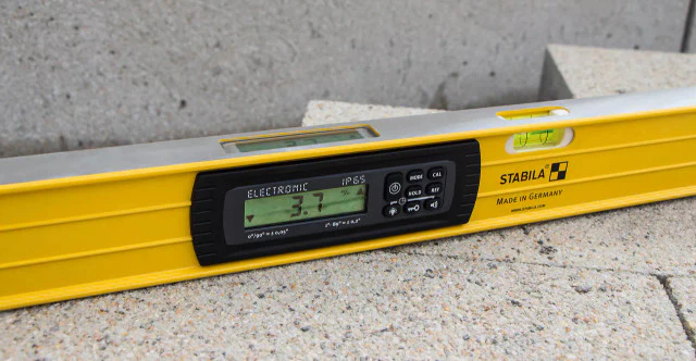 Stabila 36548, 48″ IP65 Type 196-2 Digital TECH Level w/case - Image 5