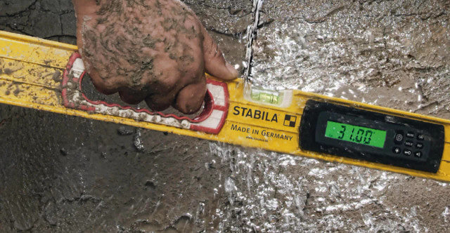 Stabila 36575, 72" IP65 Type 196-2 Digital TECH Level w/case - Image 6