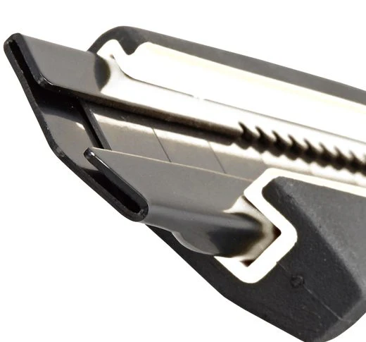 Tajima DC660N, [H] Premium Cutter Series, Ultra-Hard Tempered Blade Sleeve, auto lock blade lock, 1 x Razar Black Blade™ - Image 3
